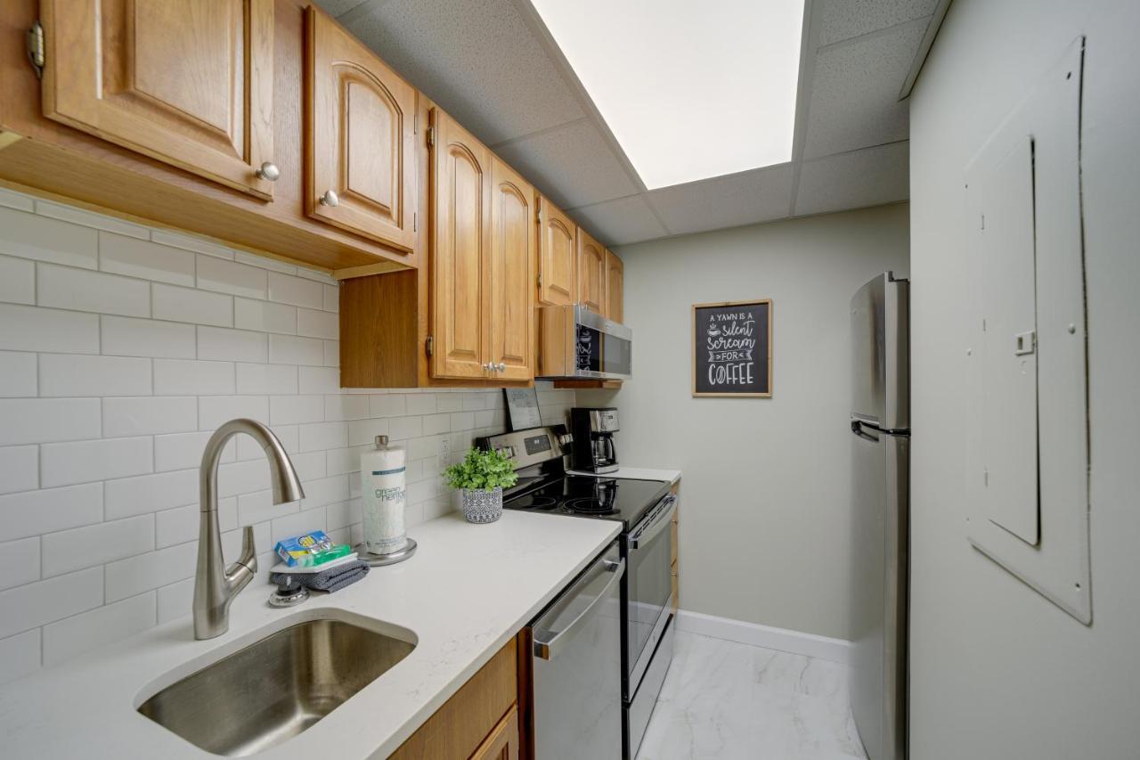 Stylish Gatlinburg Condo With Pool Walk Downtown! Exteriör bild